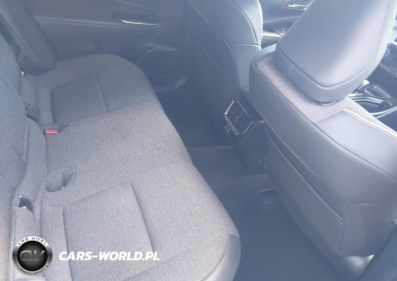 2024 Toyota Crown Xle VIN:JTDAAAAF0R3028175 - 8