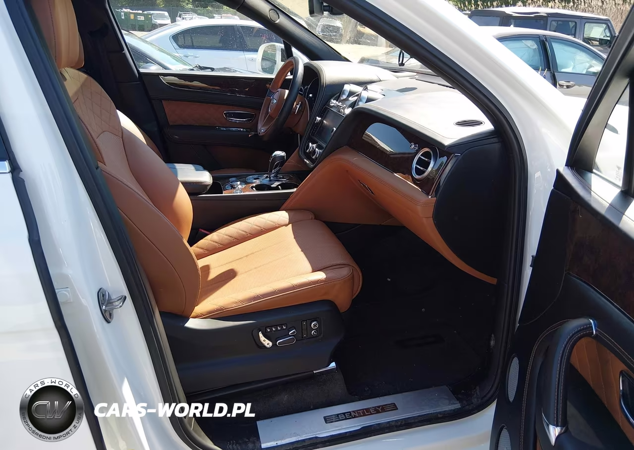 2017 Bentley Bentayga W12-W12 First Edition VIN:SJAAC2ZV0HC012621 - 5