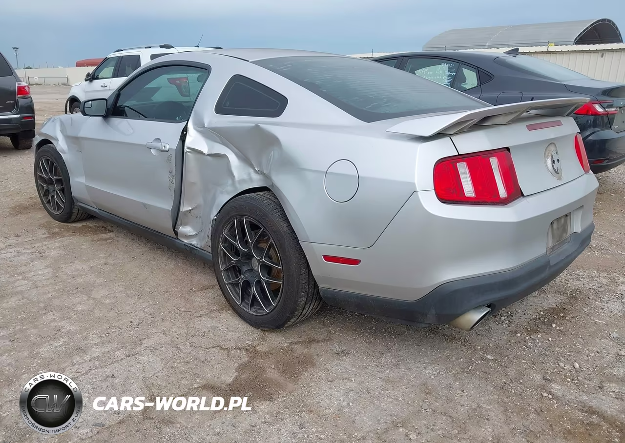 2012 Ford Mustang V6 VIN:1ZVBP8AM4C5267828 - 3