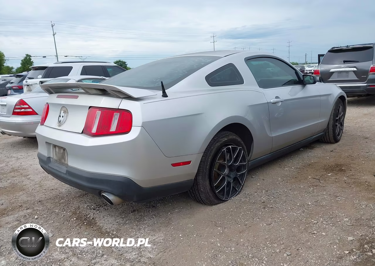 2012 Ford Mustang V6 VIN:1ZVBP8AM4C5267828 - 4