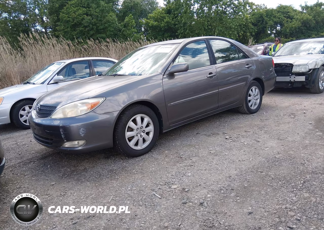 2004 Toyota Camry Xle VIN:4T1BE30K14U877765 - 2