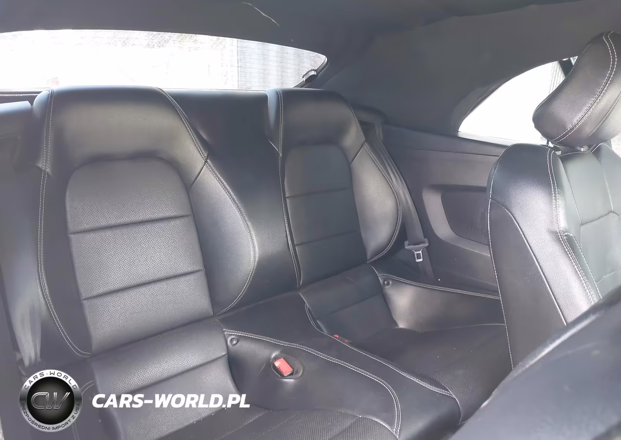2020 Ford Mustang Ecoboost Premium VIN:1FATP8UH9L5143310 - 8