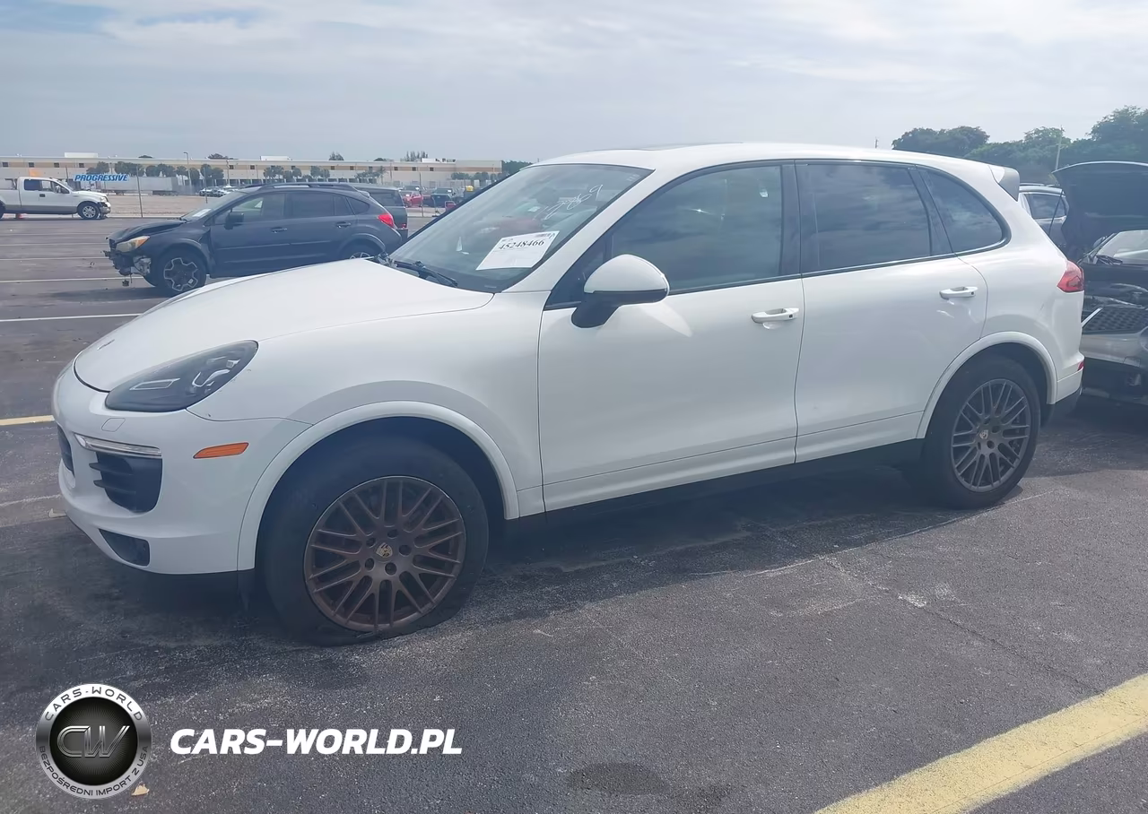 2017 Porsche Cayenne Platinum Edition VIN:WP1AA2A29HKA82869 - 2