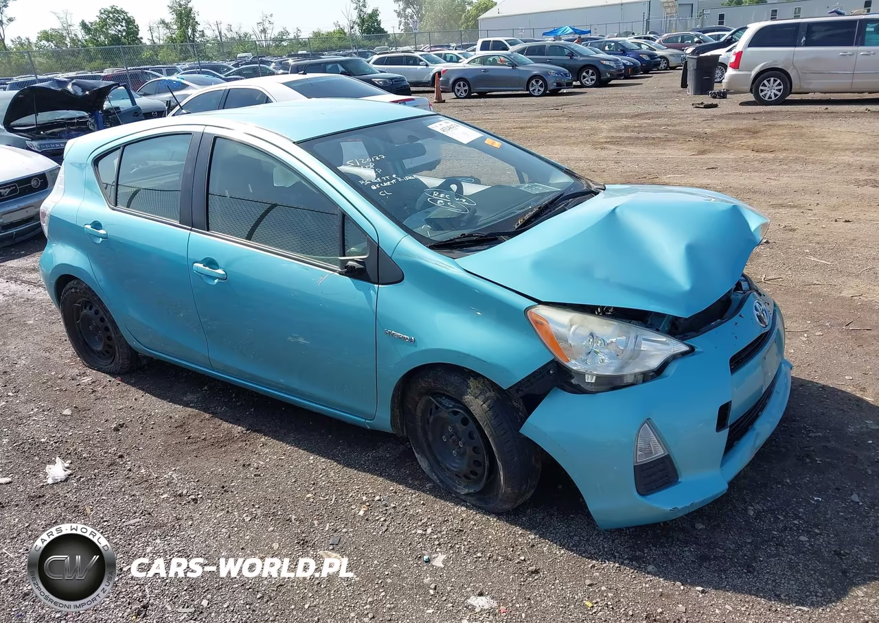 2012 Toyota Prius C Two VIN:JTDKDTB39C1009591 - 1