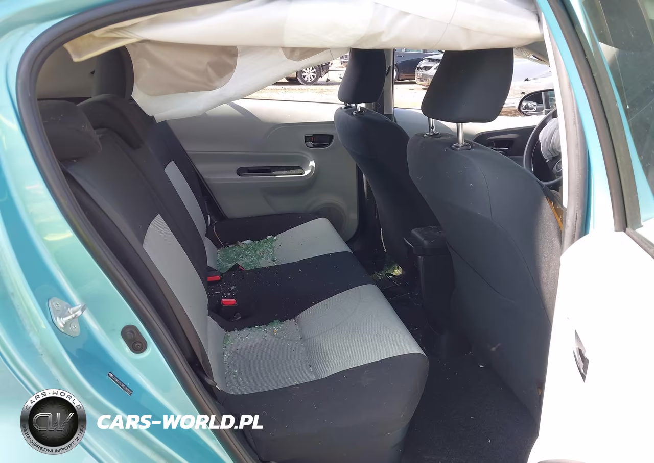 2012 Toyota Prius C Two VIN:JTDKDTB39C1009591 - 8