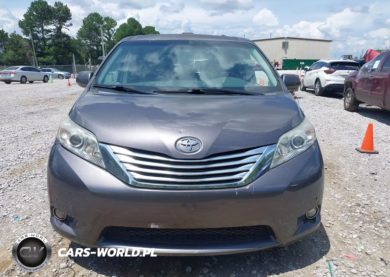 2012 Toyota Sienna Limited V6 7 Passenger VIN:5TDYK3DC5CS221128 - 12