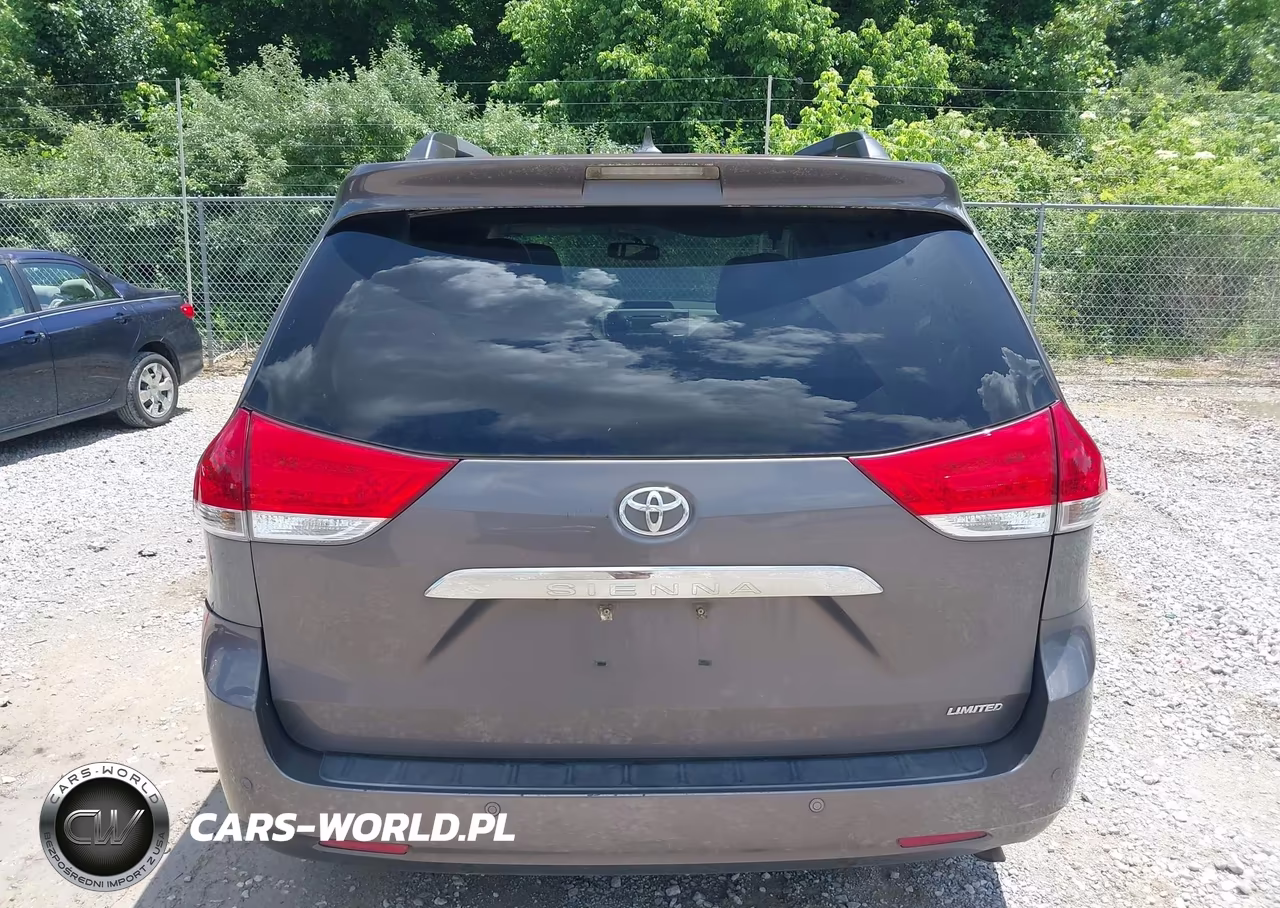 2012 Toyota Sienna Limited V6 7 Passenger VIN:5TDYK3DC5CS221128 - 16
