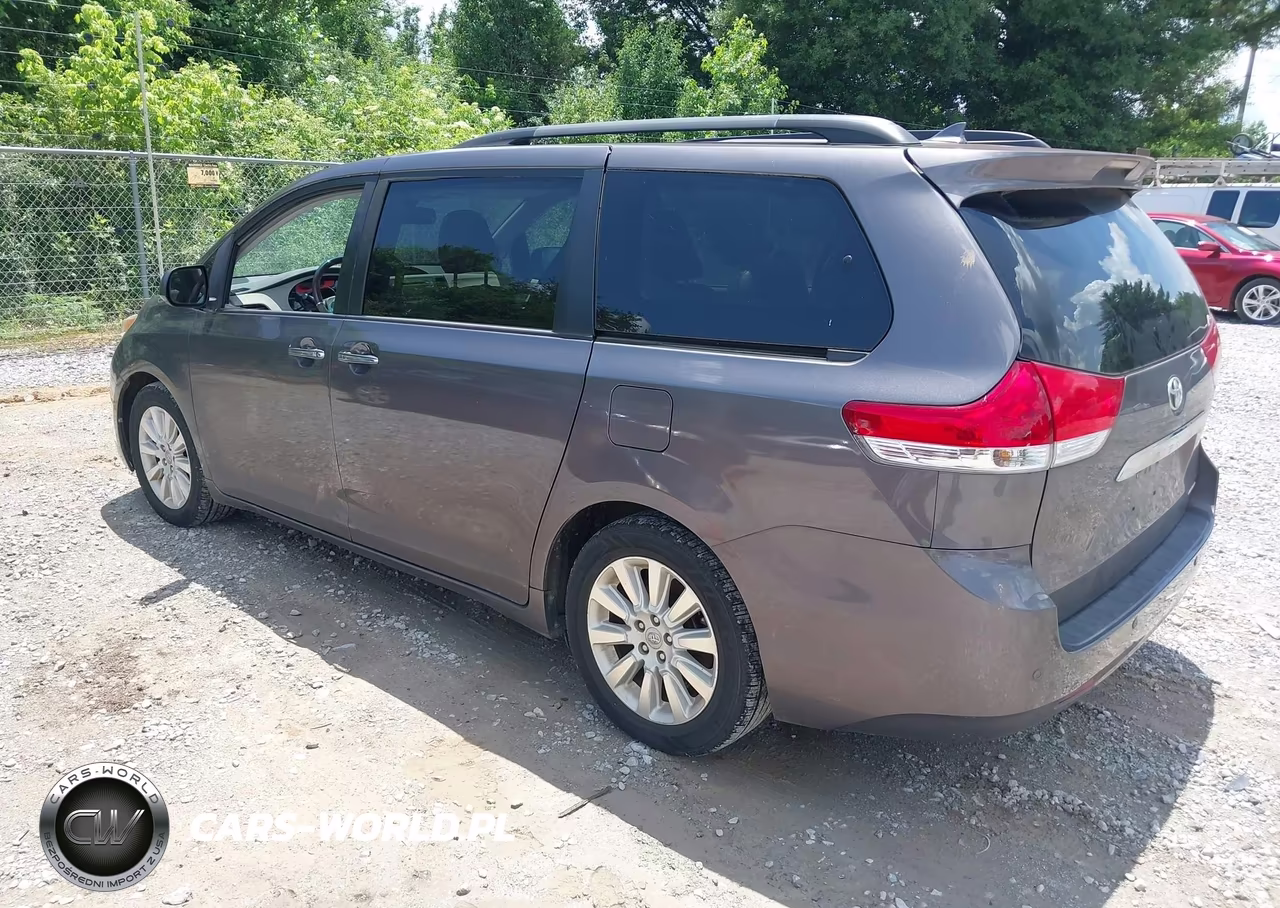2012 Toyota Sienna Limited V6 7 Passenger VIN:5TDYK3DC5CS221128 - 3