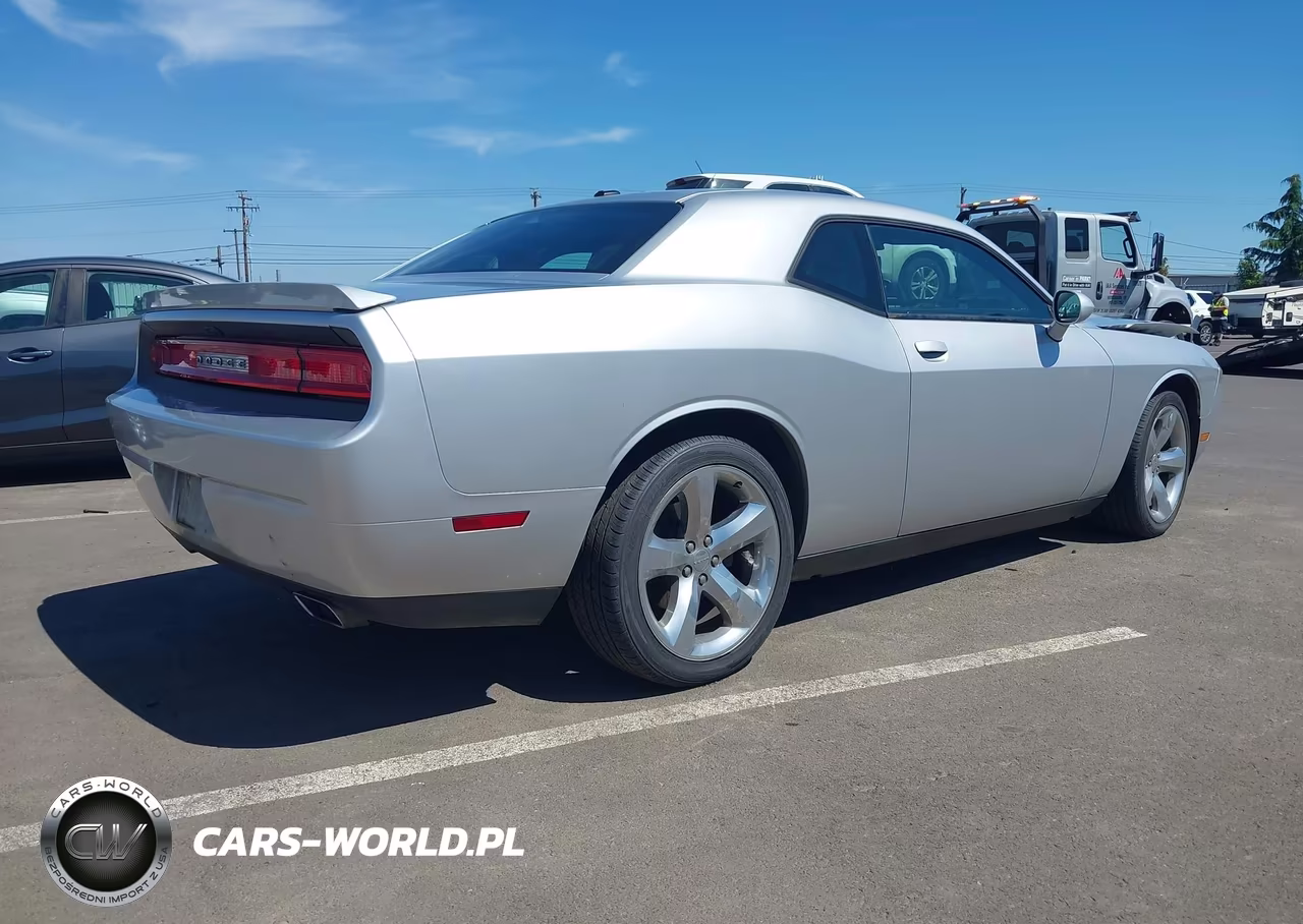 2012 Dodge Challenger Sxt VIN:2C3CDYAG3CH131133 - 4