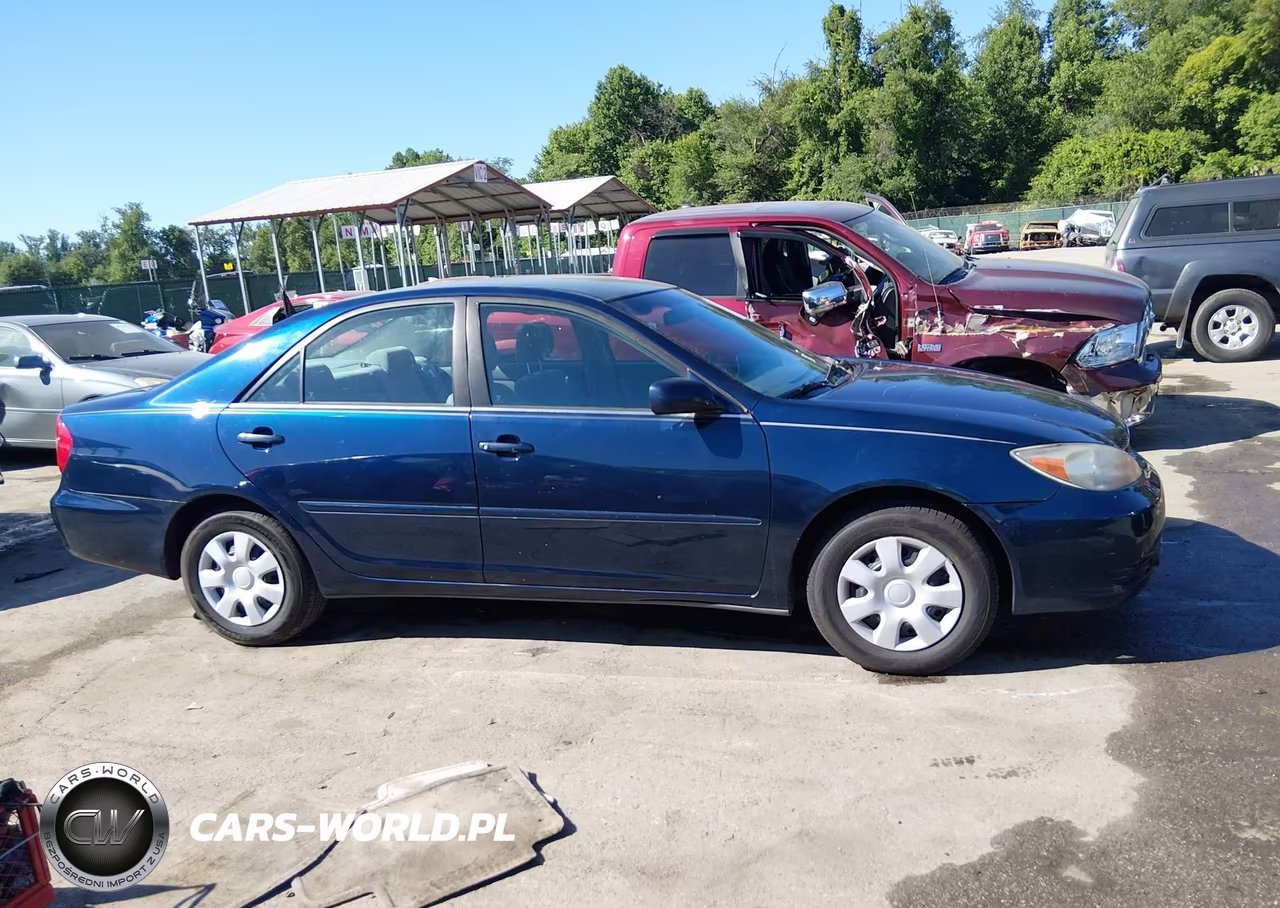 2004 Toyota Camry Le VIN:4T1BE32K34U266553 - 13