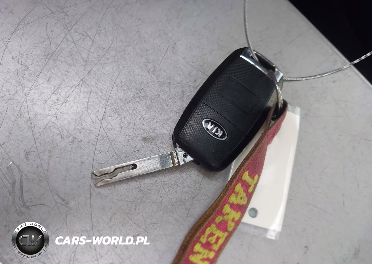 2018 Kia Optima Lx VIN:5XXGT4L38JG225947 - 11