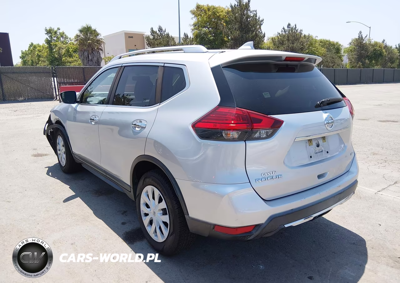 2017 Nissan Rogue S VIN:KNMAT2MV4HP552231 - 3