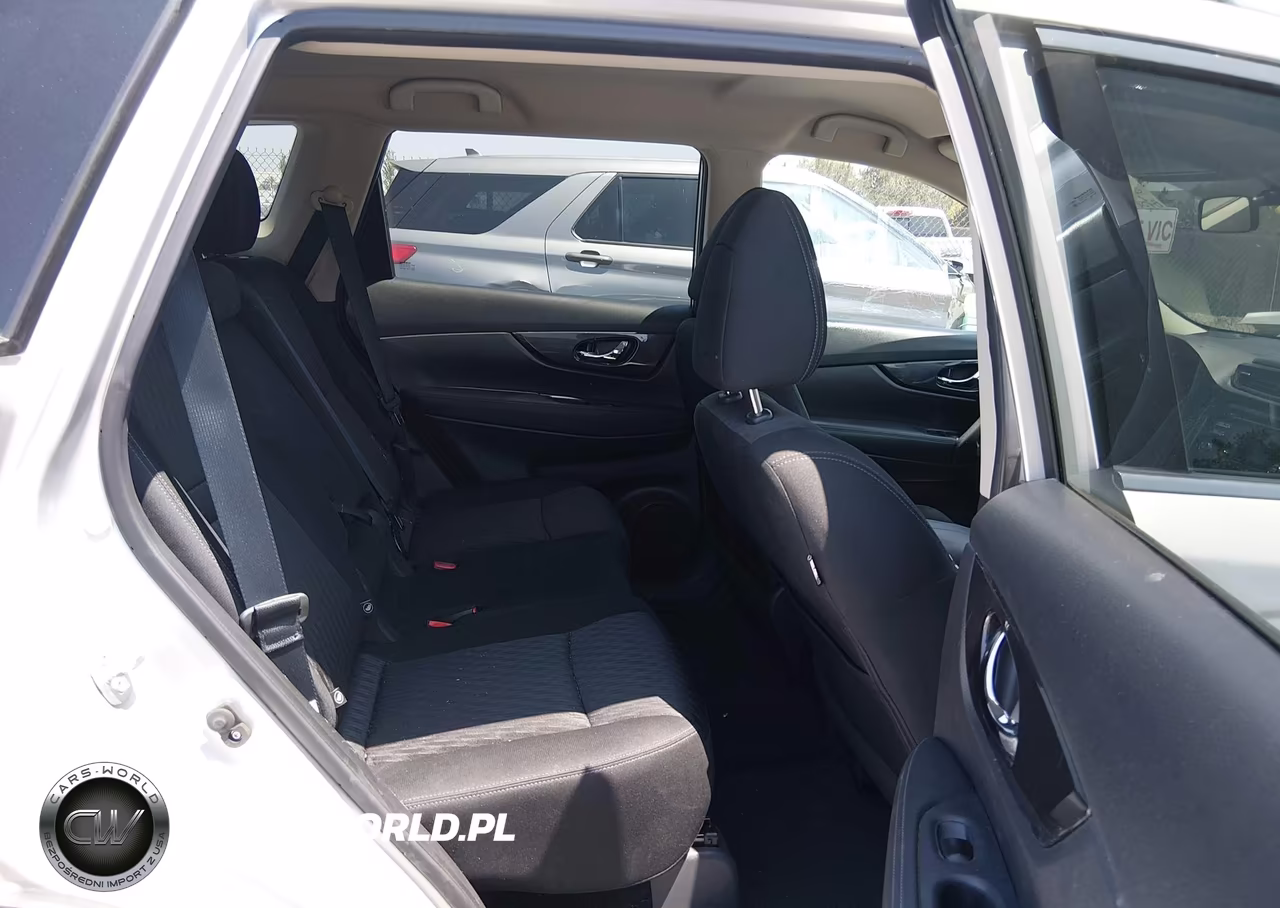 2017 Nissan Rogue S VIN:KNMAT2MV4HP552231 - 8