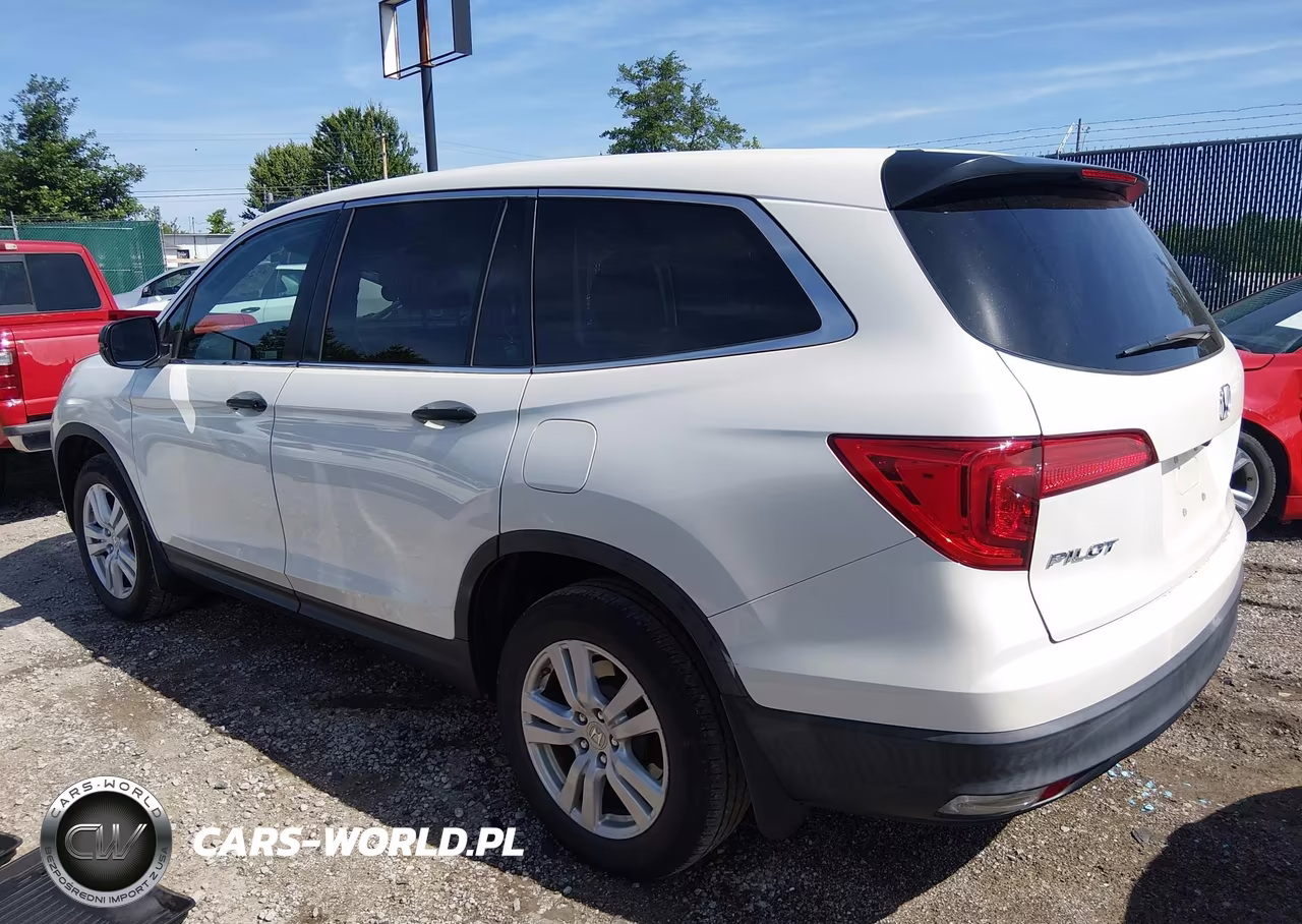 2018 Honda Pilot Lx VIN:5FNYF6H16JB065505 - 3