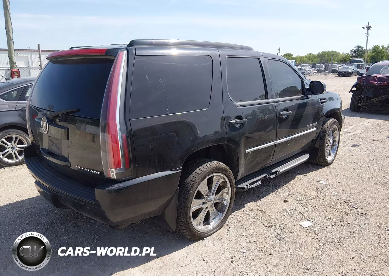 2008 Cadillac Escalade Standard VIN:1GYFK63878R238924 - 4