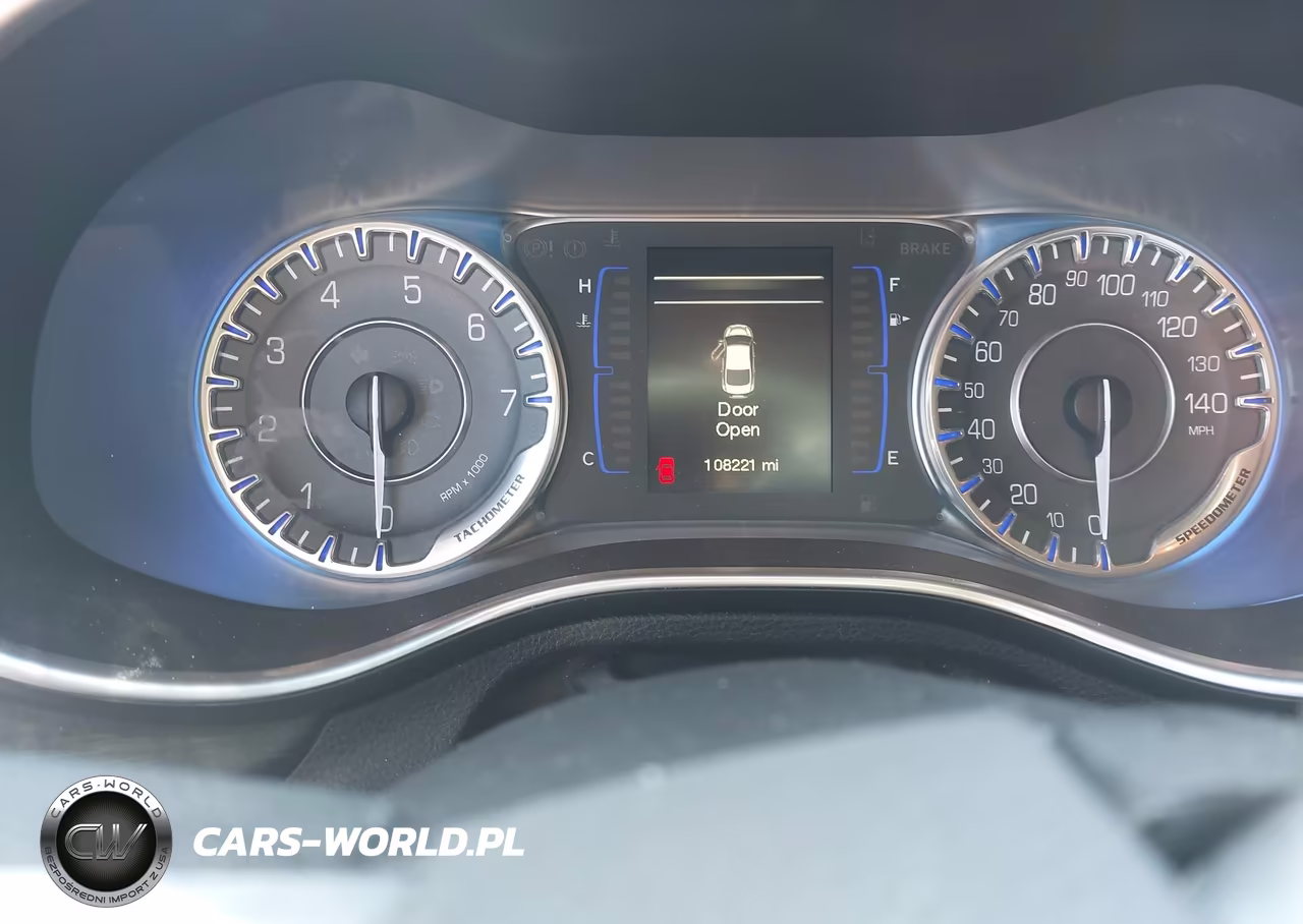 2015 Chrysler 200 Limited VIN:1C3CCCAB5FN529255 - 7