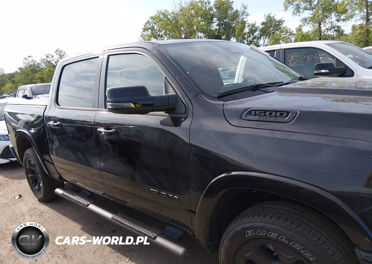 2025 Ram 1500 Big Horn 4X4 5'7 Box VIN:3C6SRFFP7S4501142 - 13
