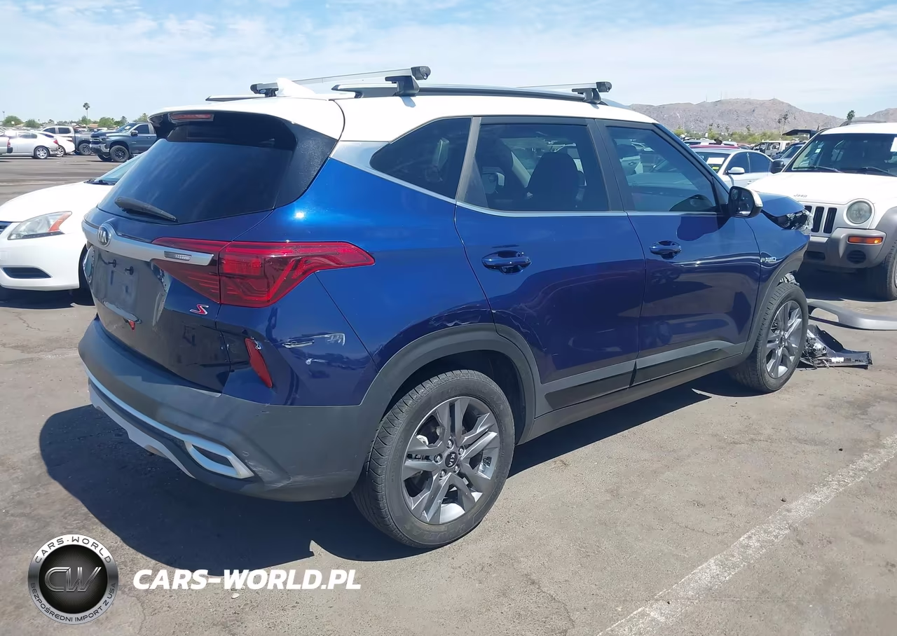 2021 Kia Seltos S VIN:KNDEUCAAXM7201209 - 4