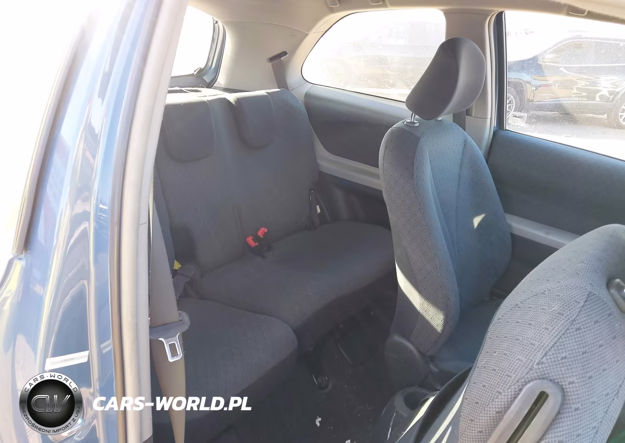 2011 Toyota Yaris VIN:JTDJT4K37B5330198 - 8