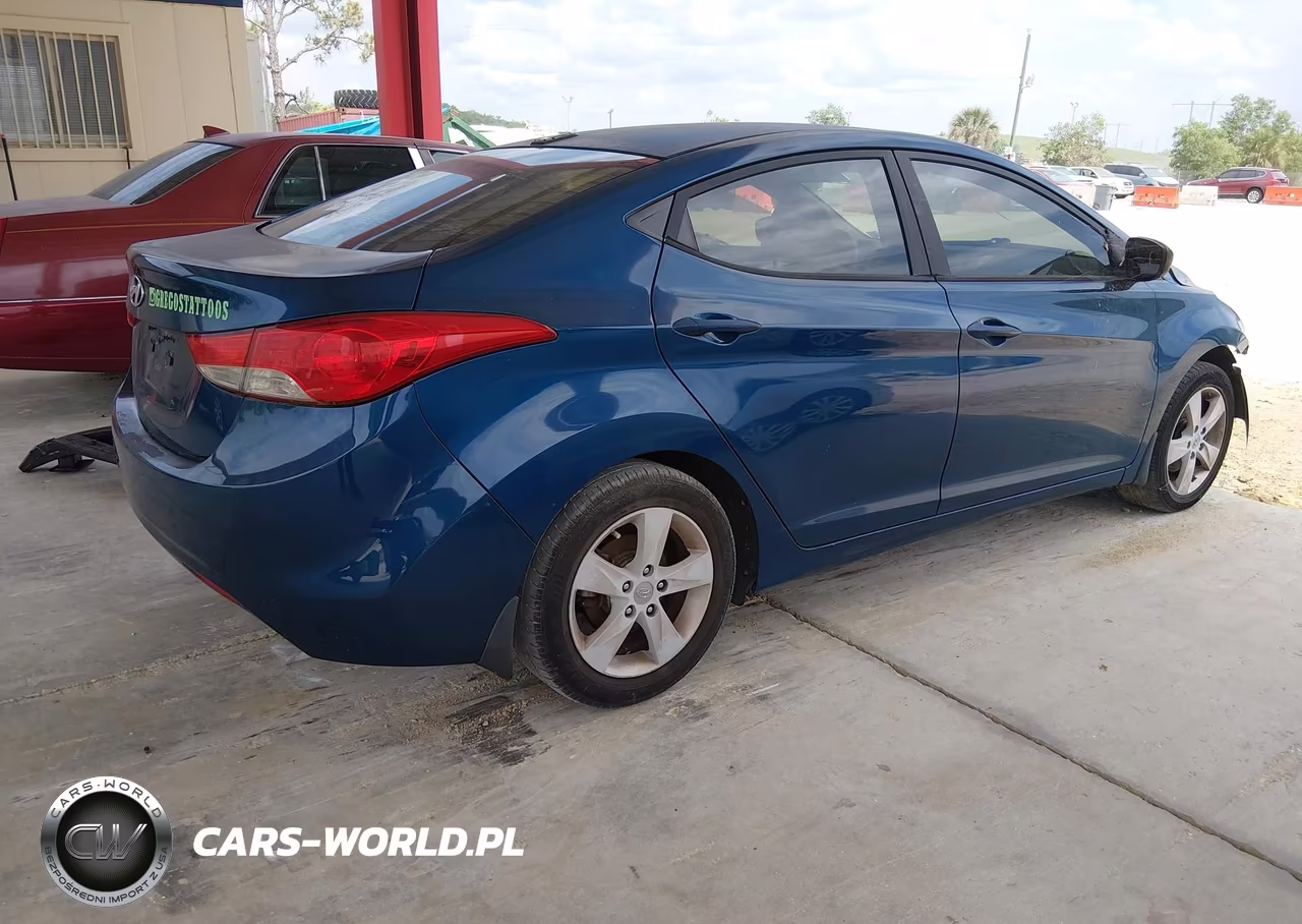 2013 Hyundai Elantra Gls VIN:KMHDH4AE6DU970747 - 4