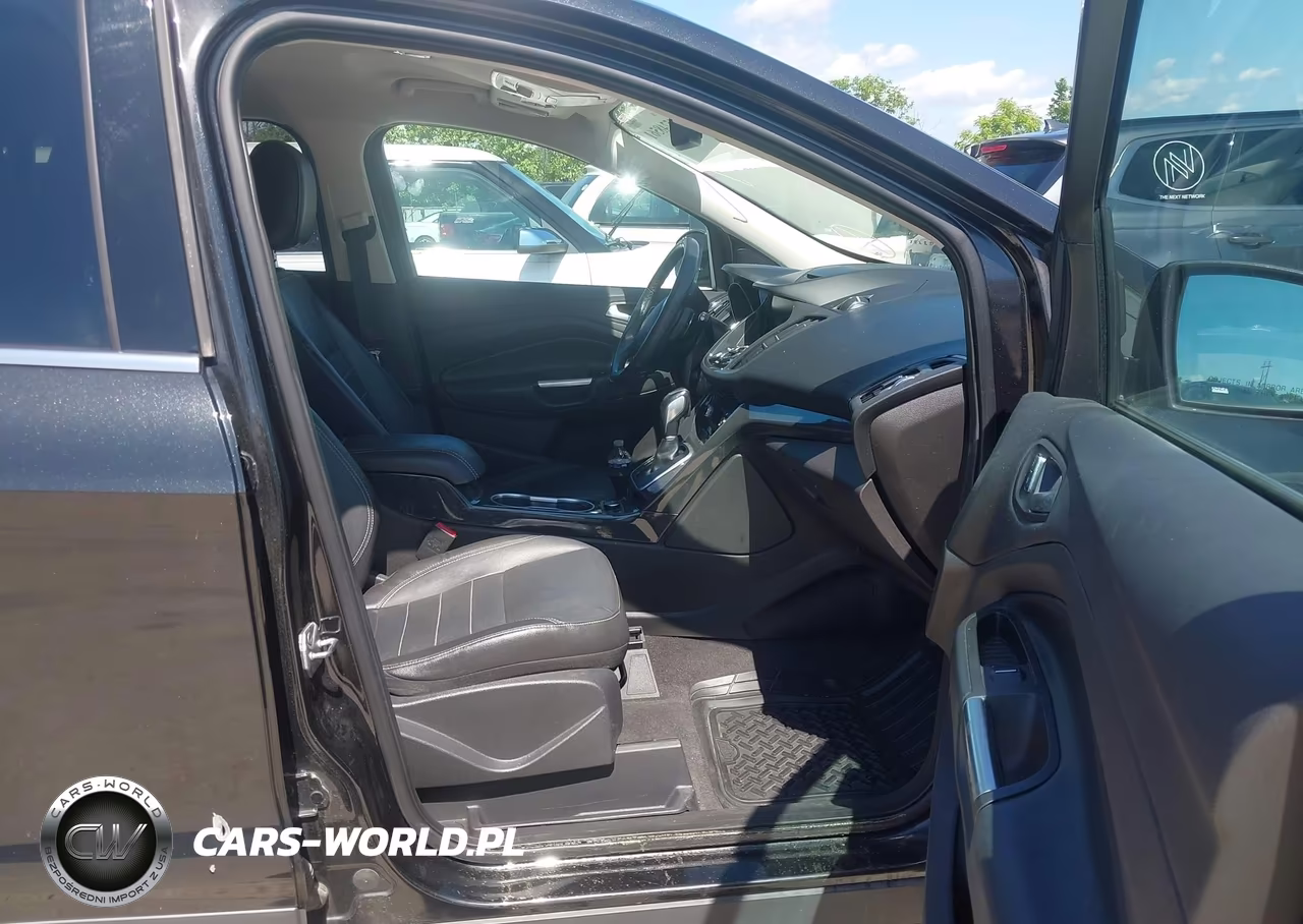 2014 Ford Escape Titanium VIN:1FMCU9J90EUB60992 - 5