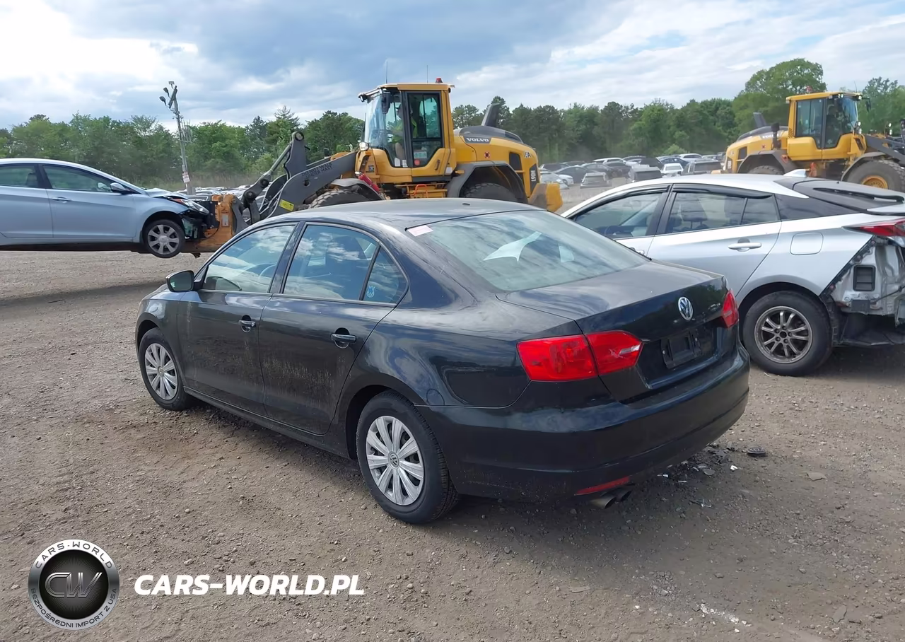 2014 Volkswagen Jetta 2.0L S VIN:3VW1K7AJ3EM426832 - 3