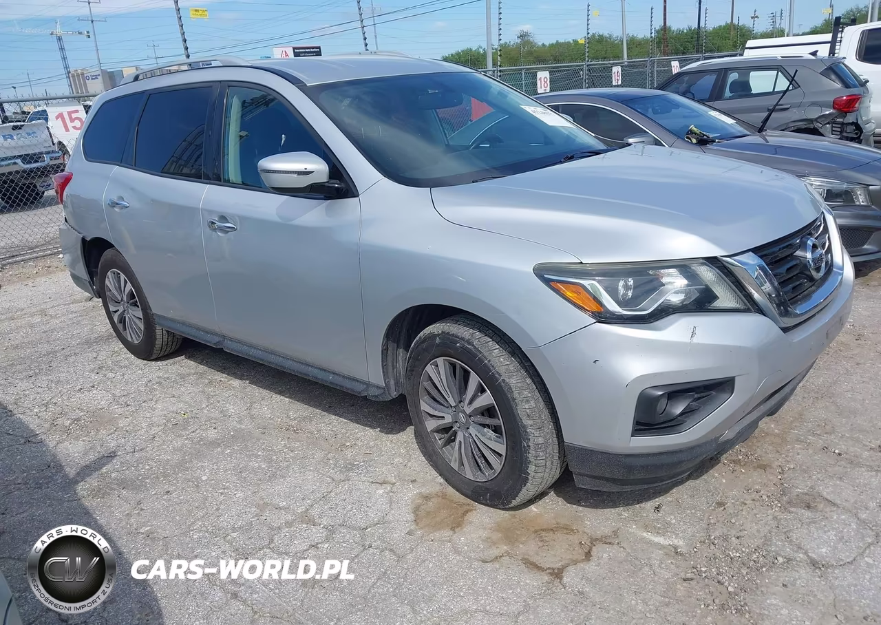 2019 Nissan Pathfinder Sv