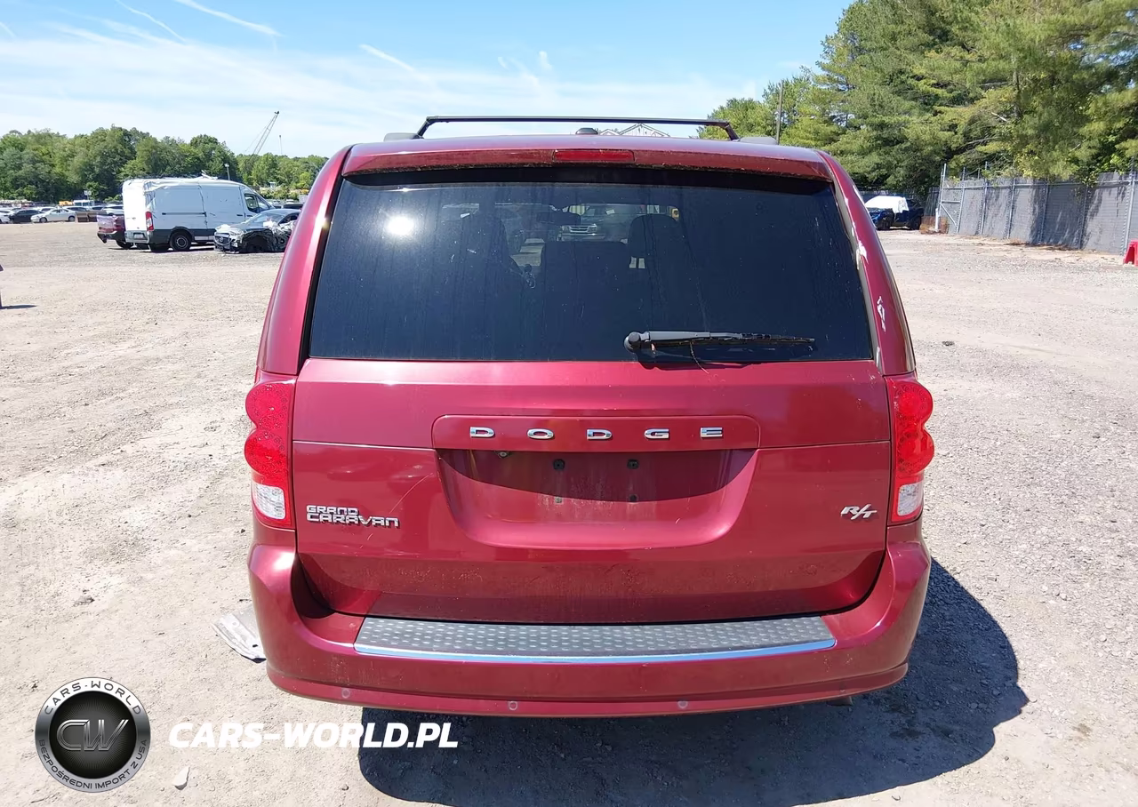 2011 Dodge Grand Caravan R-T VIN:2D4RN7DG6BR711741 - 16