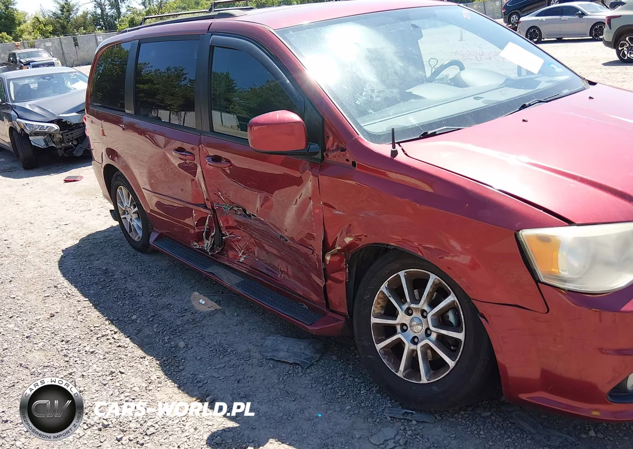 2011 Dodge Grand Caravan R-T VIN:2D4RN7DG6BR711741 - 6