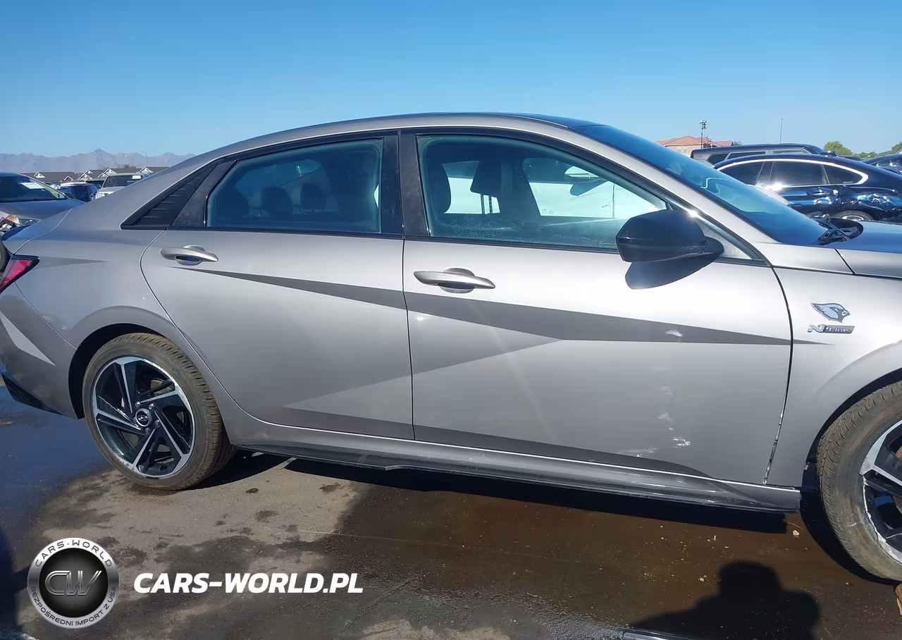 2021 Hyundai Elantra N Line VIN:KMHLR4AF0MU179941 - 12