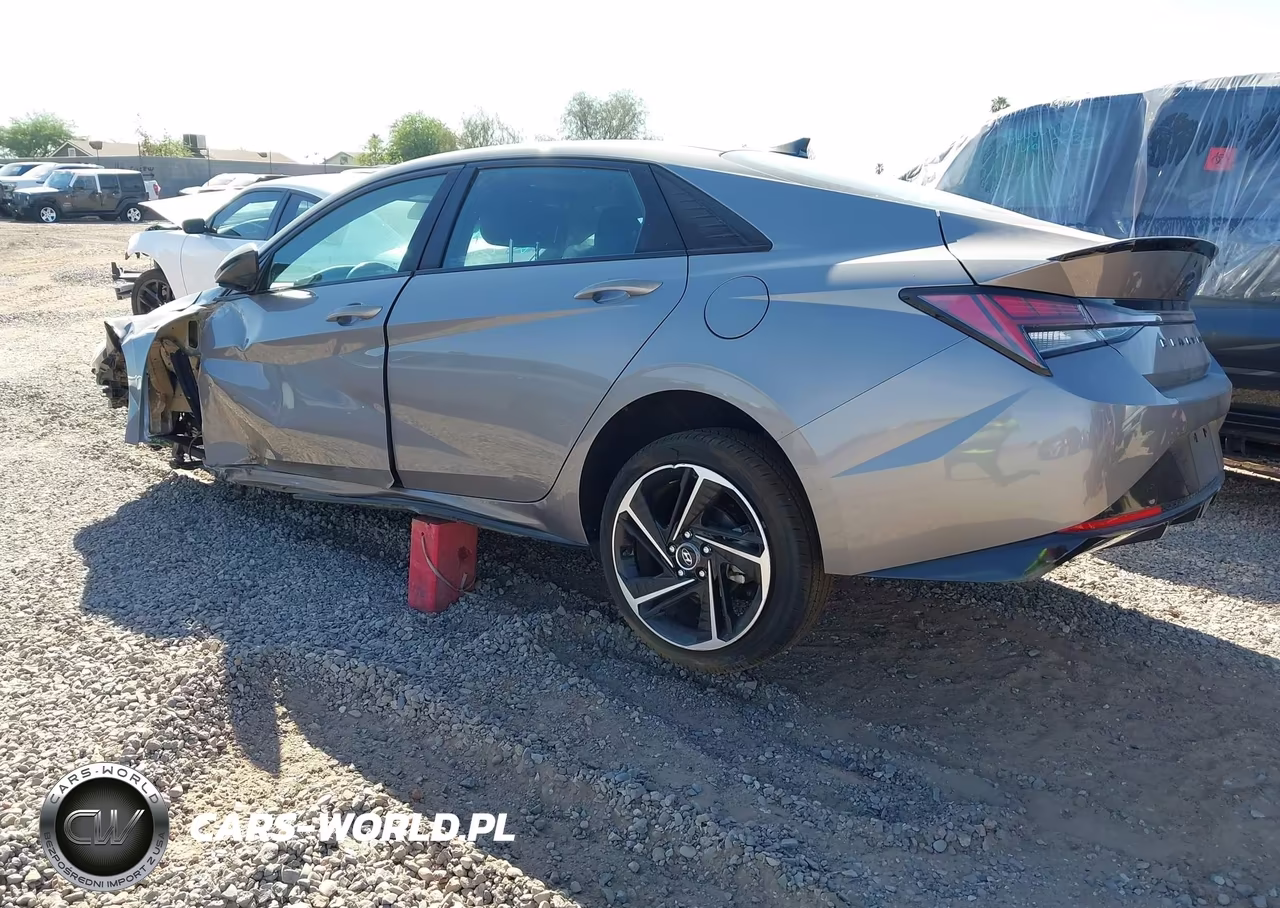 2021 Hyundai Elantra N Line VIN:KMHLR4AF0MU179941 - 16