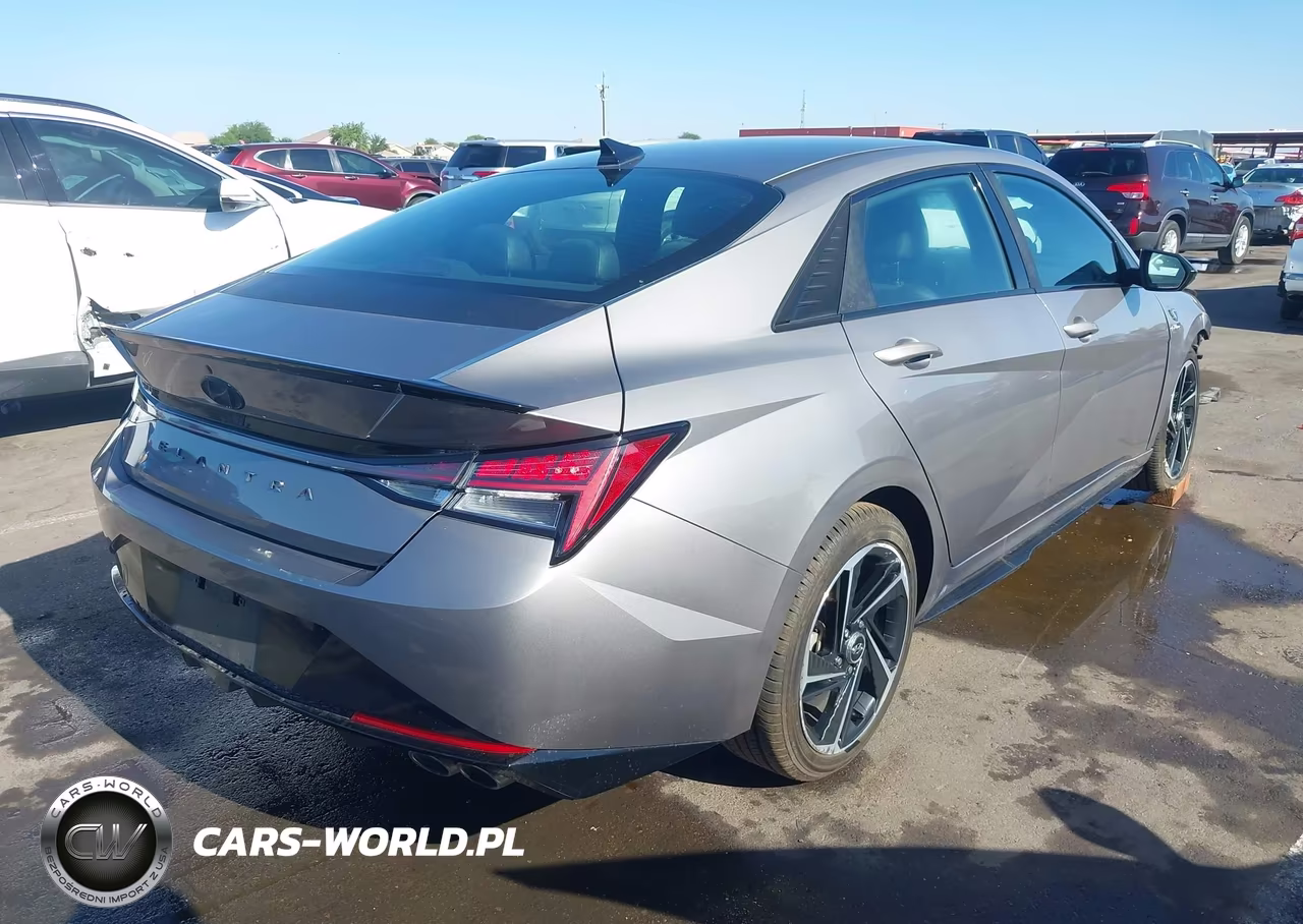 2021 Hyundai Elantra N Line VIN:KMHLR4AF0MU179941 - 4