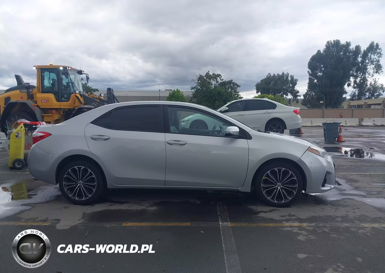 2016 Toyota Corolla S Plus VIN:2T1BURHE3GC672345 - 13