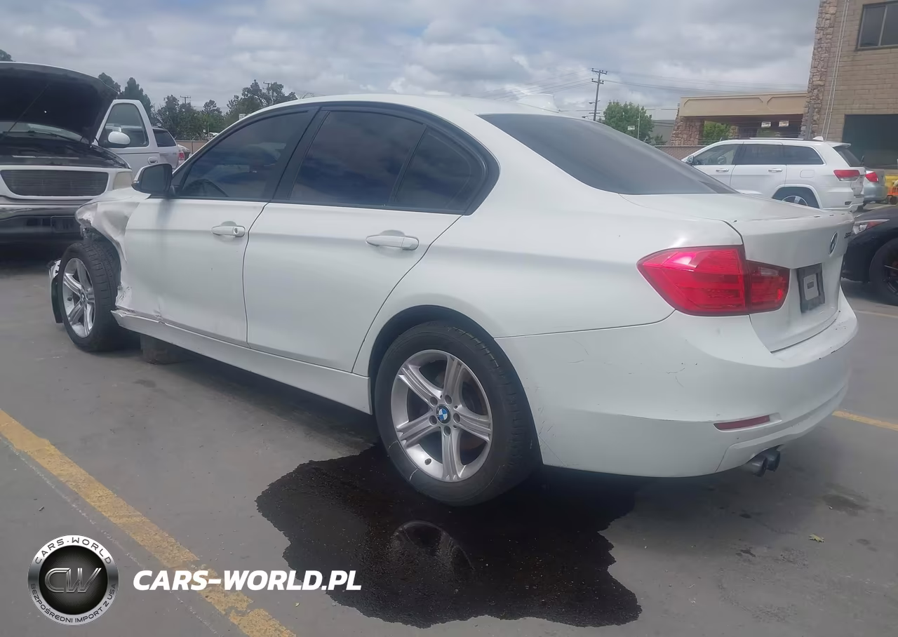2012 BMW 328I VIN:WBA3C1C56CF433550 - 3