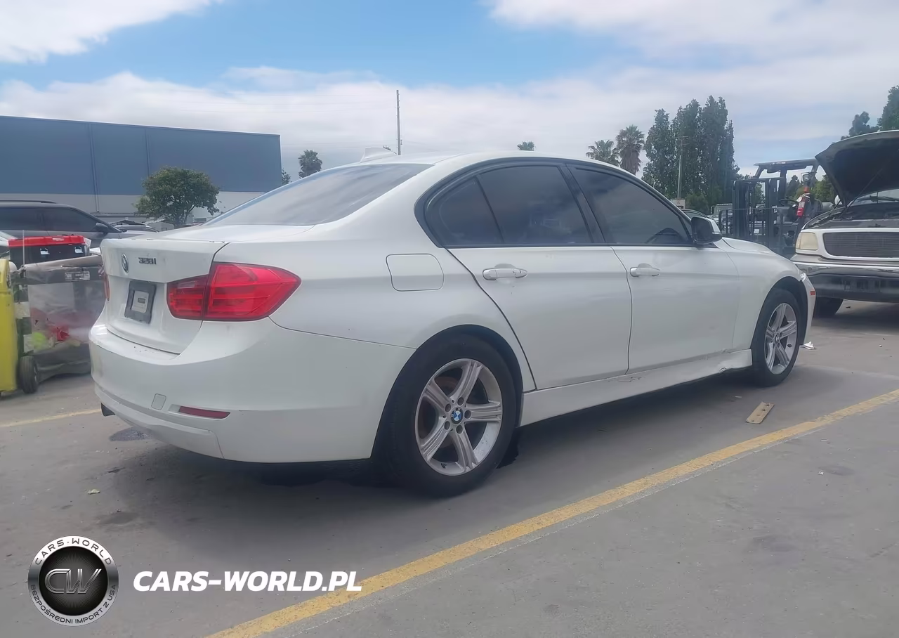 2012 BMW 328I VIN:WBA3C1C56CF433550 - 4