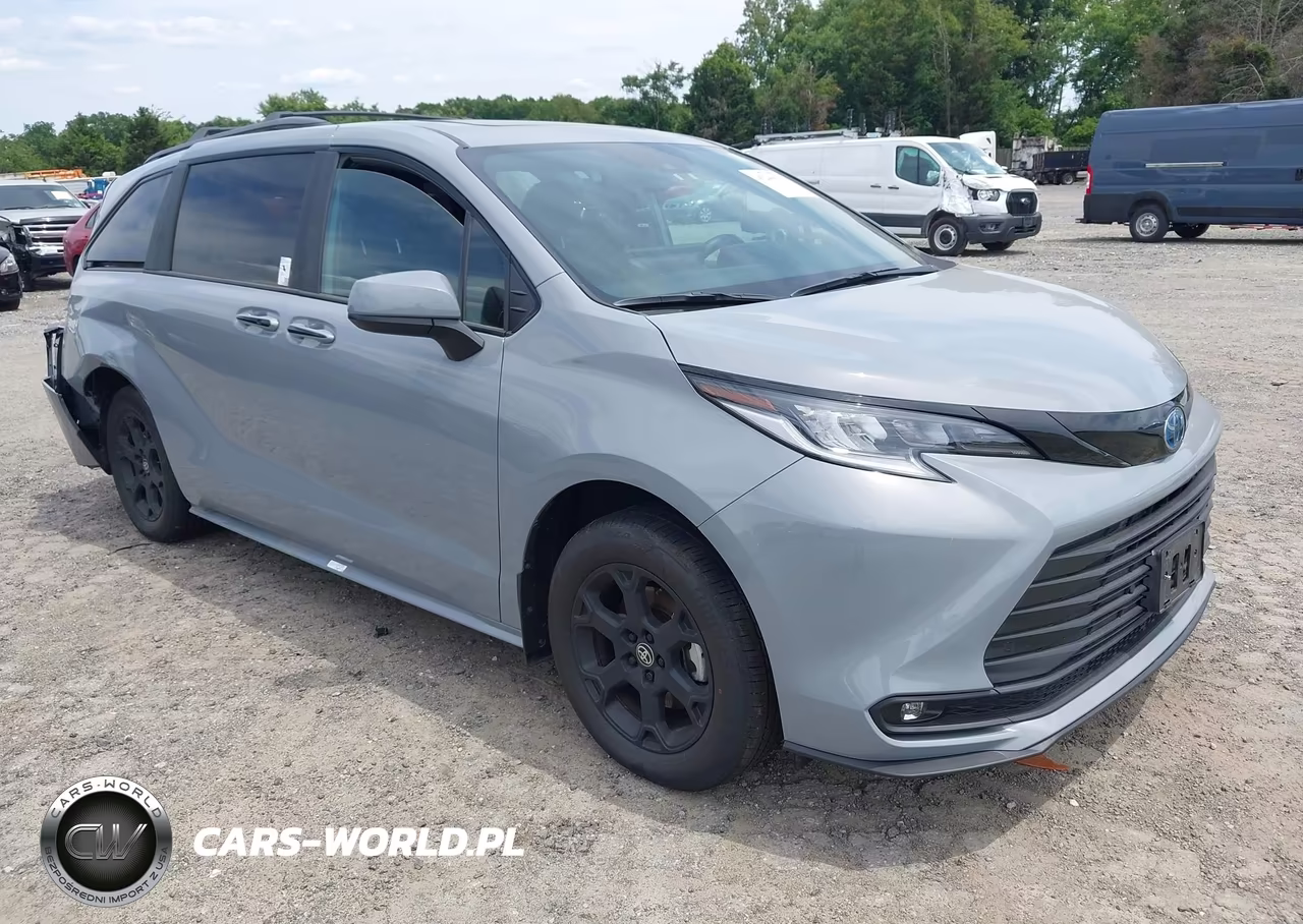 2025 Toyota Sienna Woodland Edition – zdjęcie 1 z 16