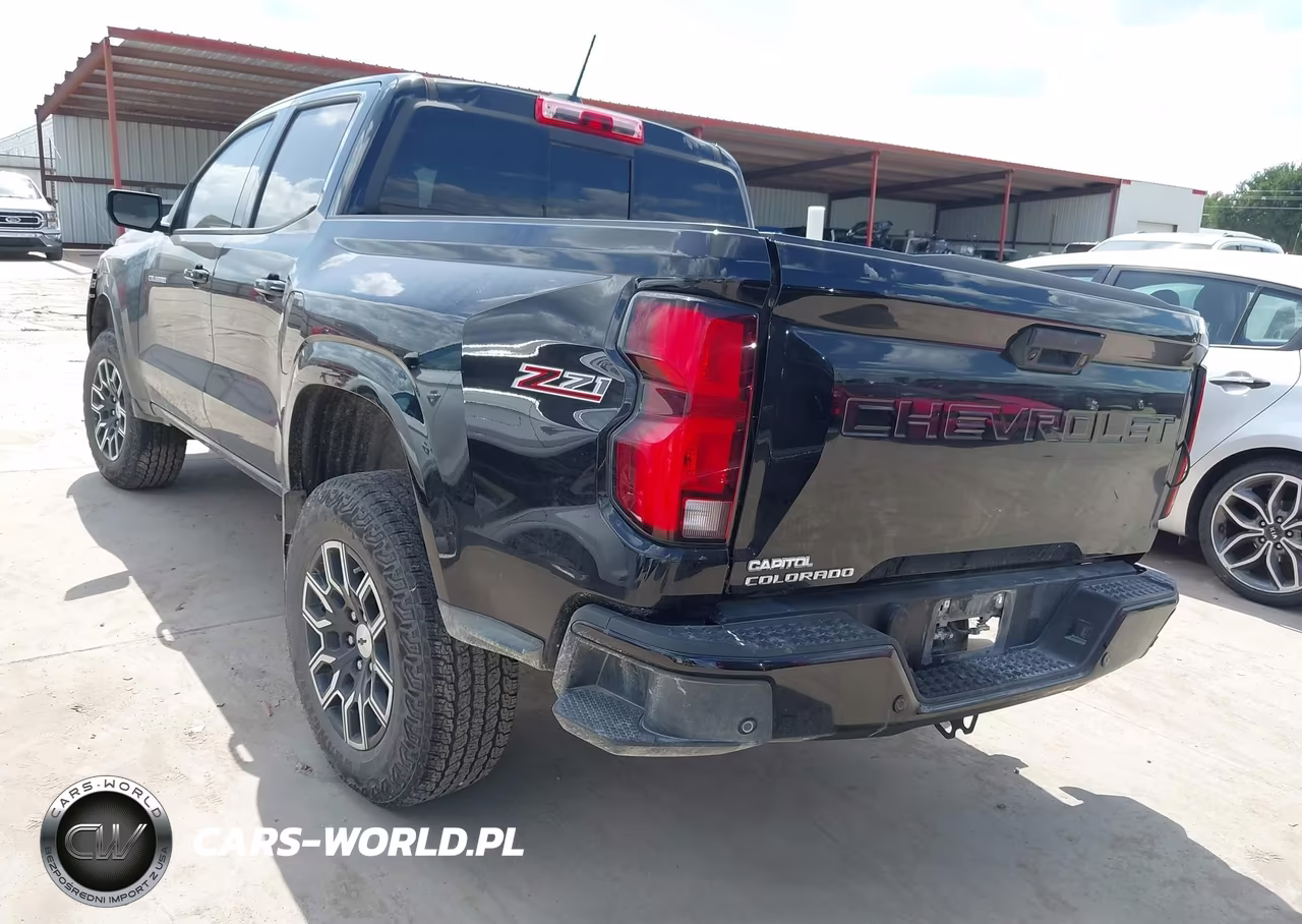 2024 Chevrolet Colorado 4Wd Z71 VIN:1GCPTDEK2R1141246 - 3