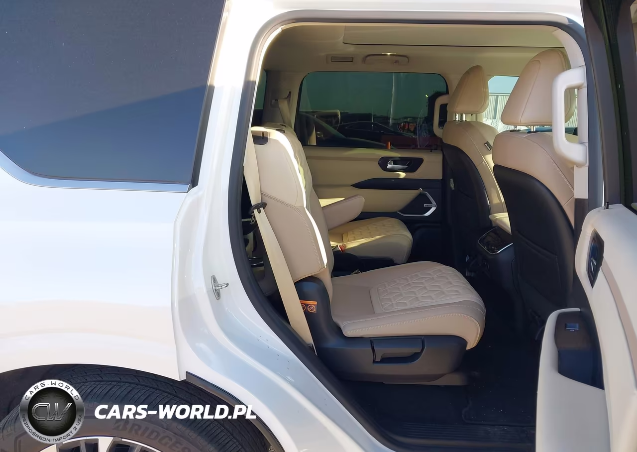 2026 Nissan Armada Platinum Reserve VIN:JN8AY3CC7T9215139 - 8