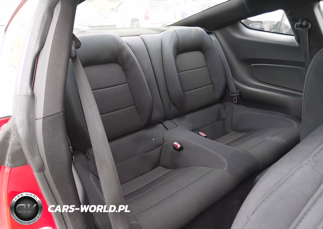 2017 Ford Mustang V6 VIN:1FA6P8AM3H5250262 - 8