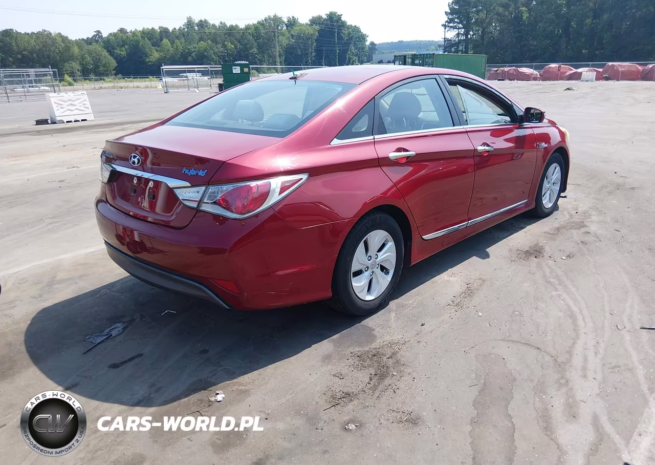 2014 Hyundai Sonata Hybrid VIN:KMHEC4A40EA117774 - 4