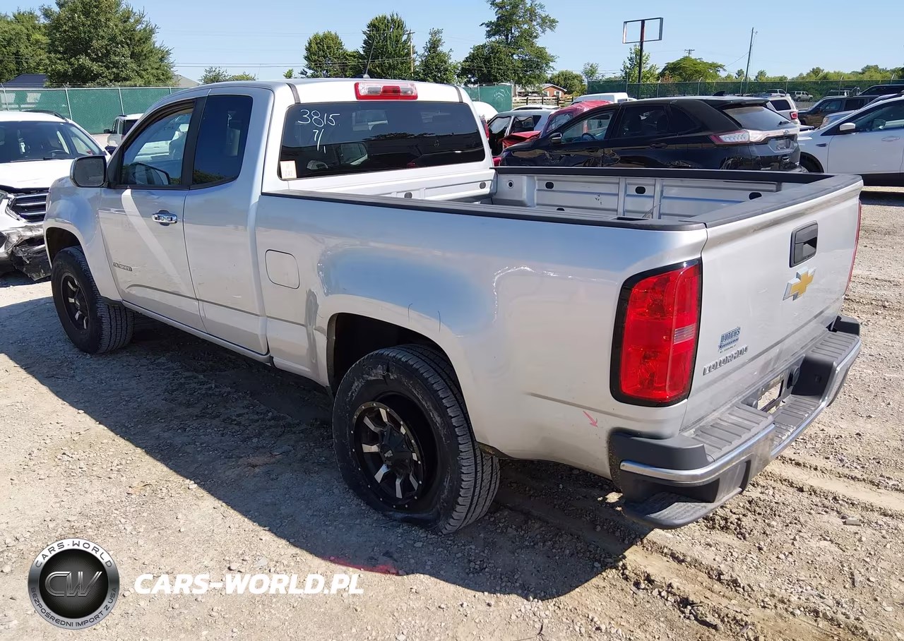 2019 Chevrolet Colorado Wt VIN:1GCHSBEA8K1223815 - 3