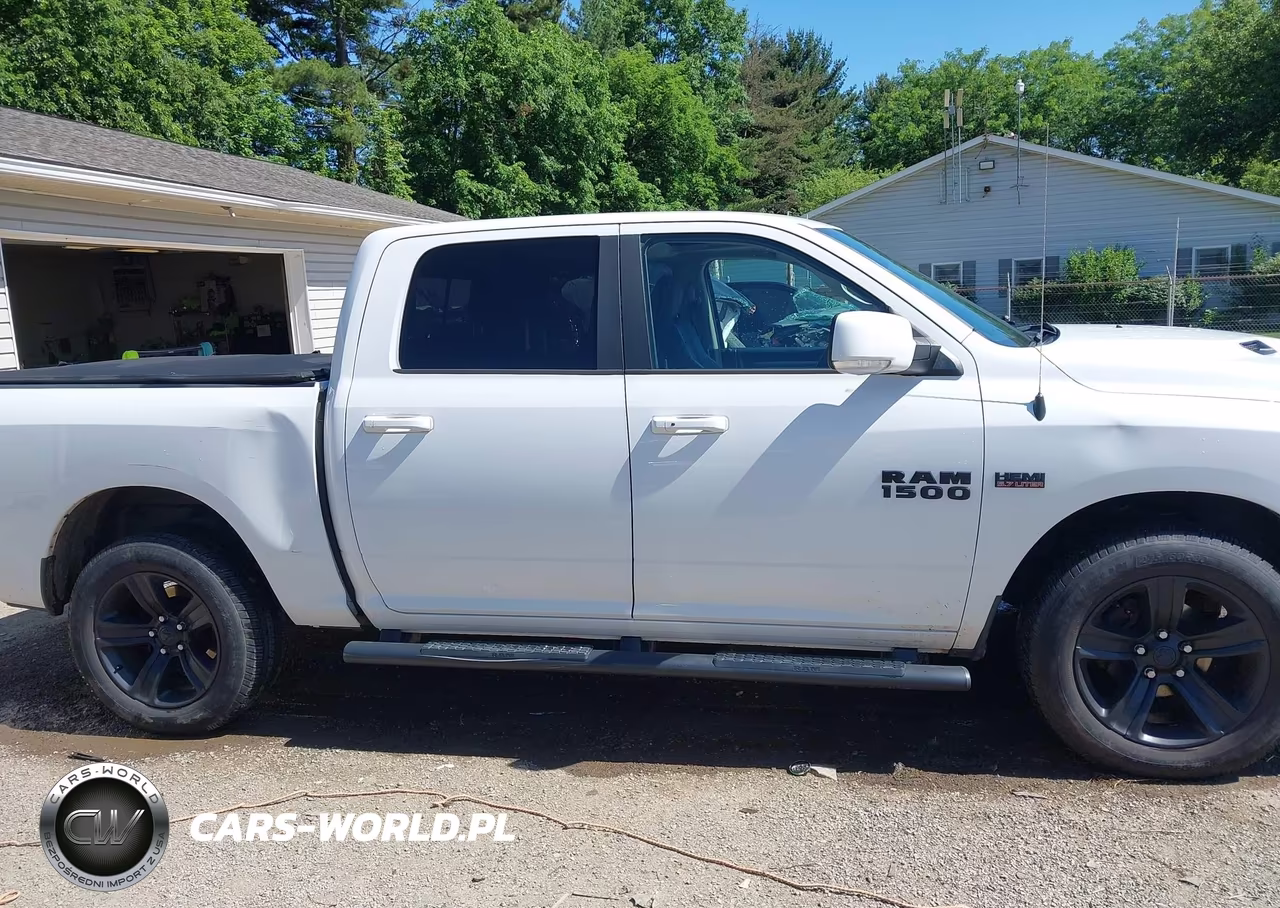 2017 Ram 1500 Night 4X4 5'7 Box VIN:1C6RR7MT2HS711815 - 13