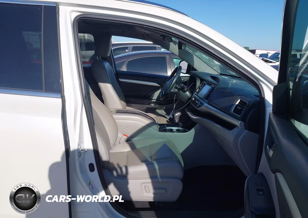 2018 Toyota Highlander Xle VIN:5TDKZRFHXJS545363 - 5