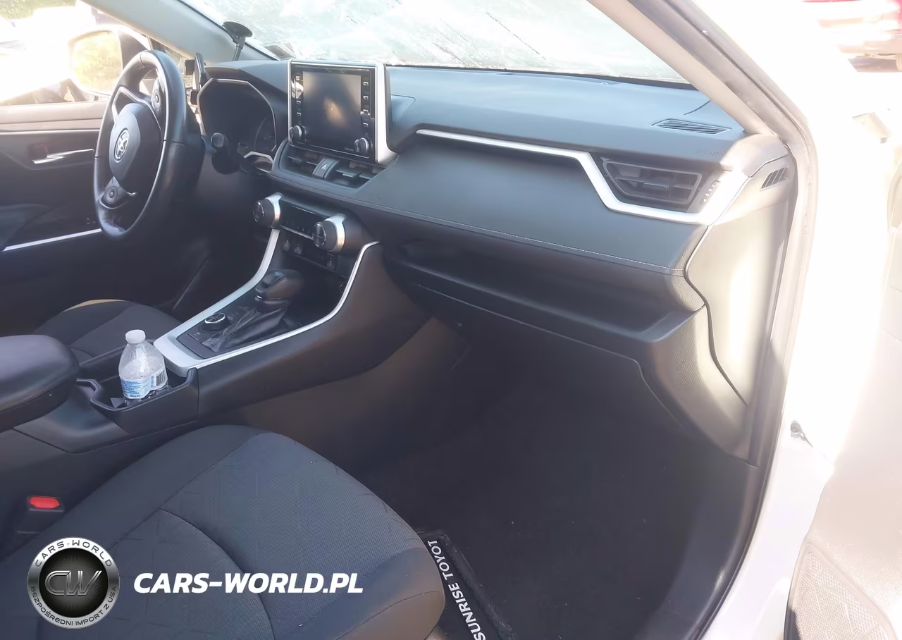 2020 Toyota Rav4 Hybrid Xle VIN:2T3RWRFV4LW093764 - 5