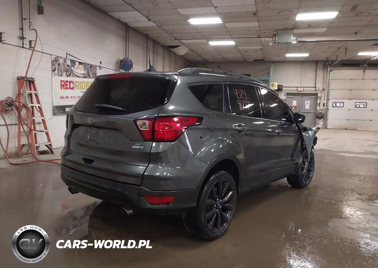 2019 Ford Escape Se VIN:1FMCU9GD1KUB30472 - 4