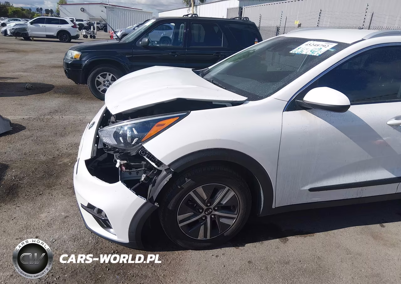 2021 Kia Niro Lxs VIN:KNDCB3LC0M5463831 - 17