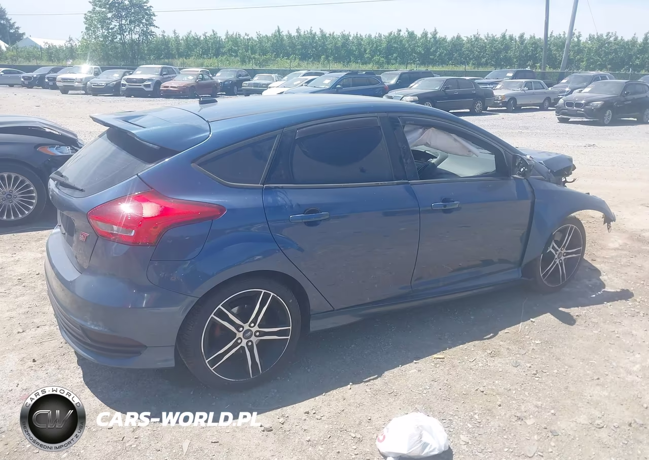2018 Ford 4 Door Sedan VIN:1FADP3L94JL213306 - 4