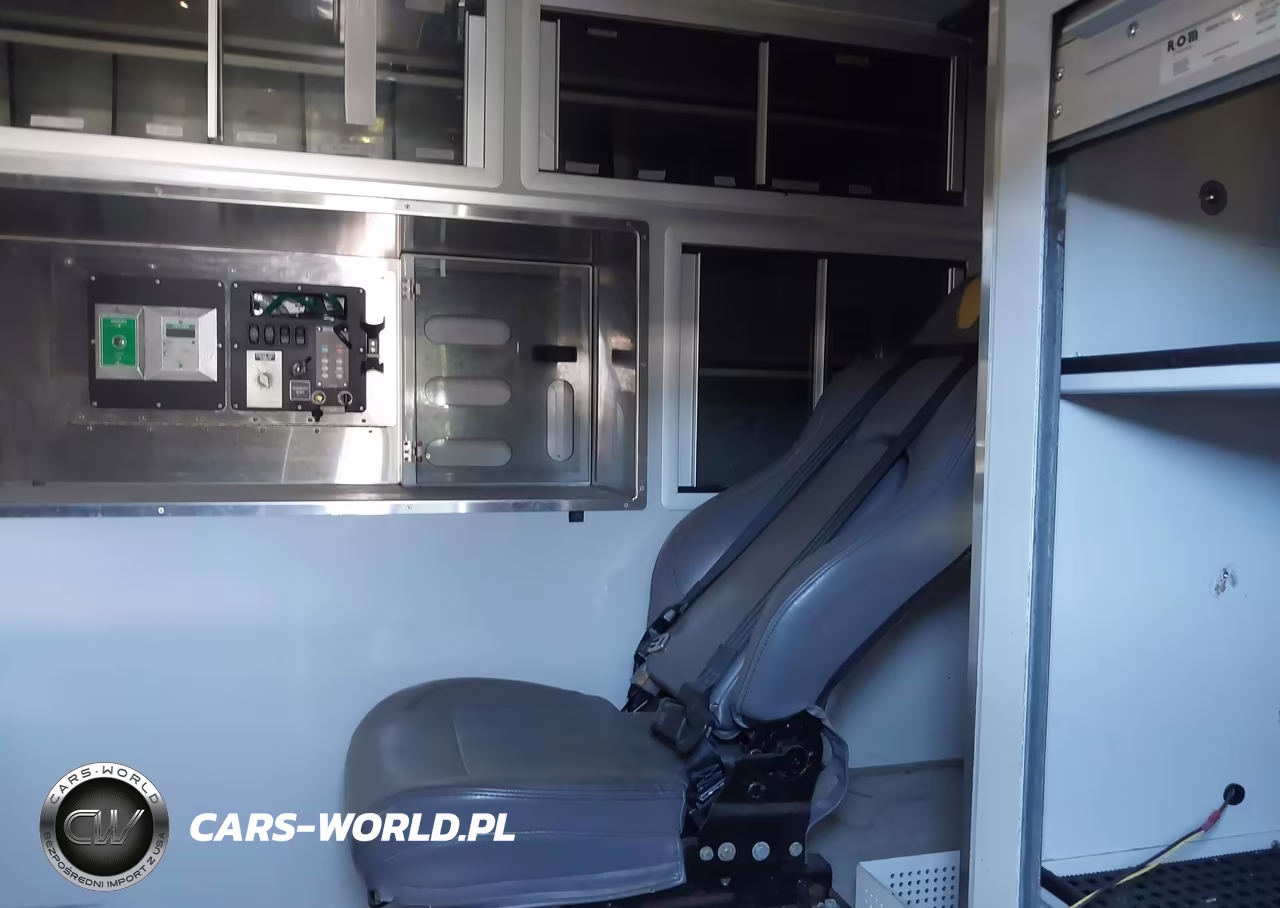 2017 Ford F-550 Chassis Xlt VIN:1FD0X5HTXHEB54393 - 16