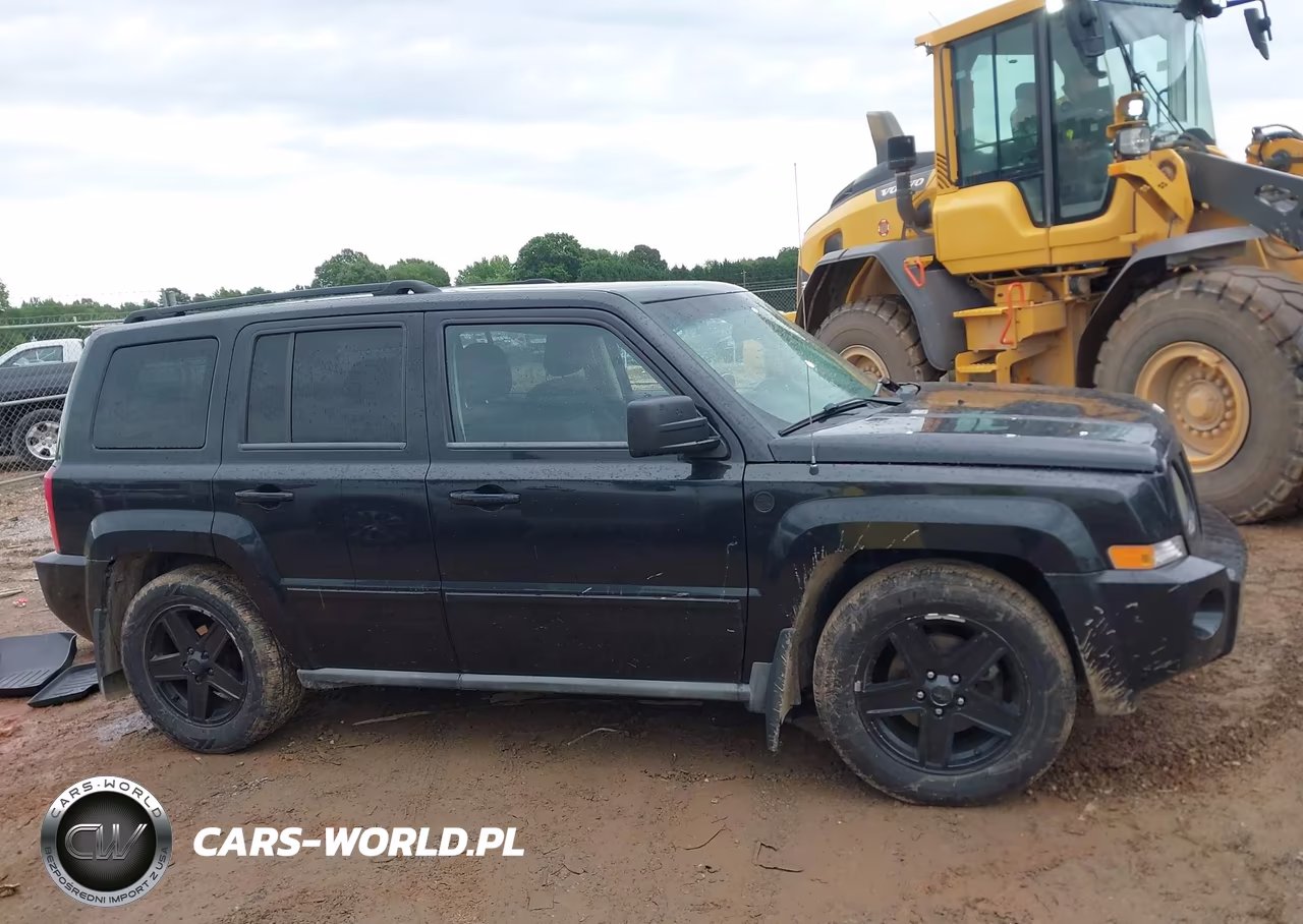 2010 Jeep Patriot Sport VIN:1J4NF1GB6AD666009 - 13