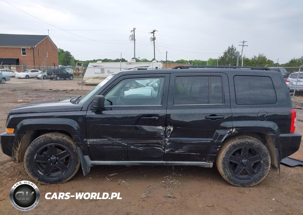 2010 Jeep Patriot Sport VIN:1J4NF1GB6AD666009 - 6